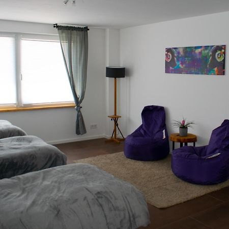 Unique Flat Apartment Dusseldorf Room photo